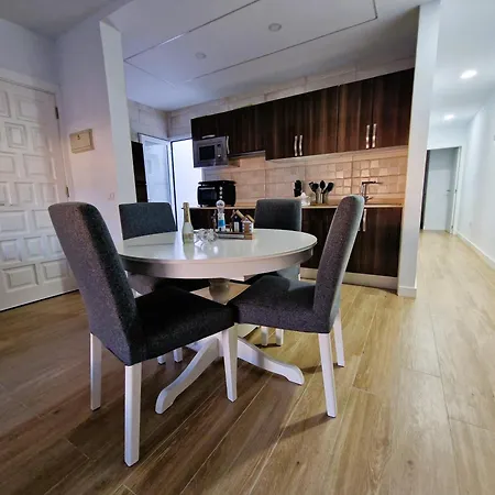 Apartman Malvasia 5 *