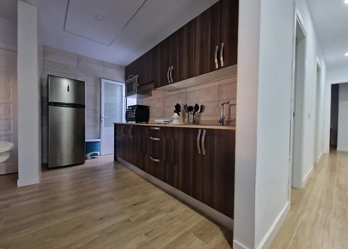 Malvasia 5 Apartment *